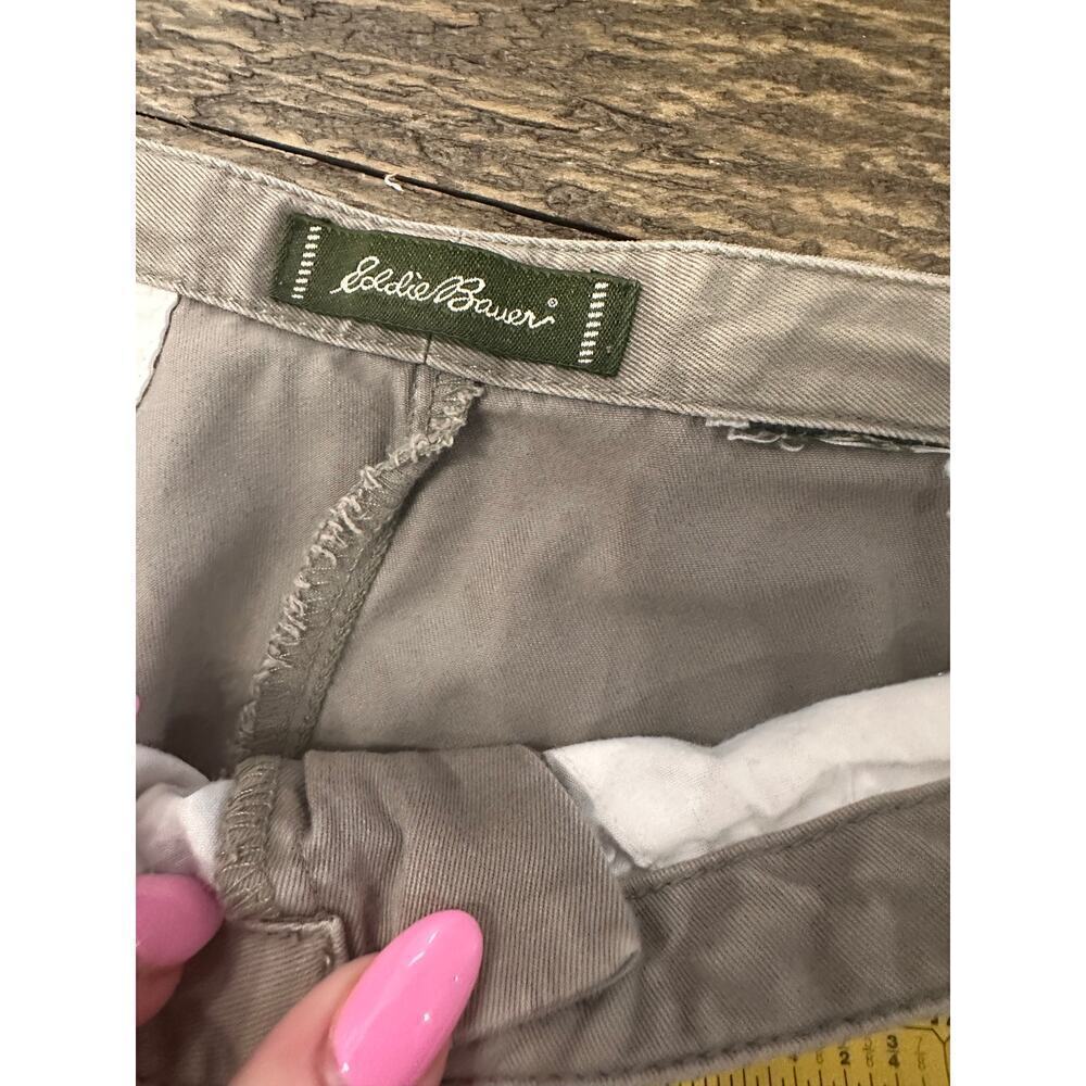 Eddie Bauer Khaki Tapered Pants Women’s 14 (Measured) Pull-On Hem Detail - Picture 6 of 8